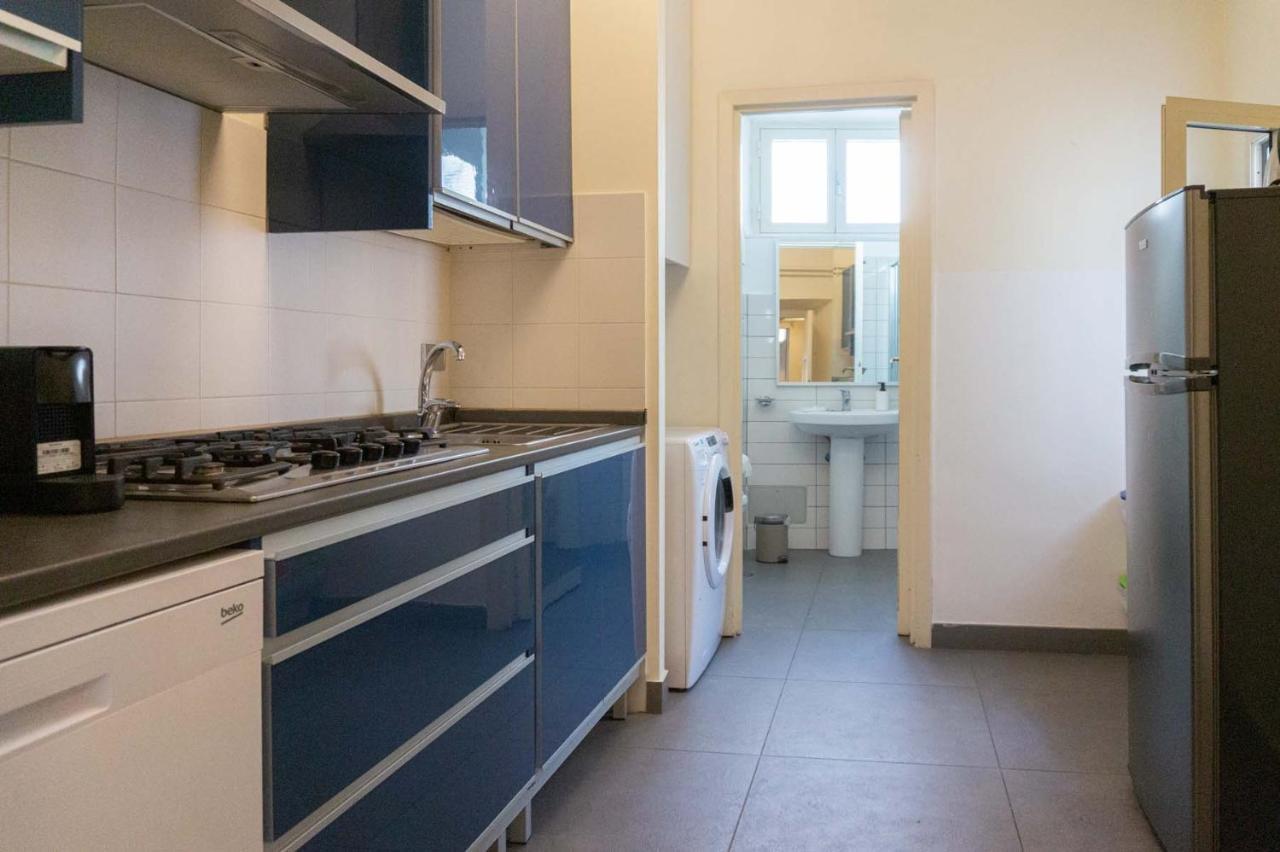 Piazza Navona Charming Apartment โรม ภายนอก รูปภาพ