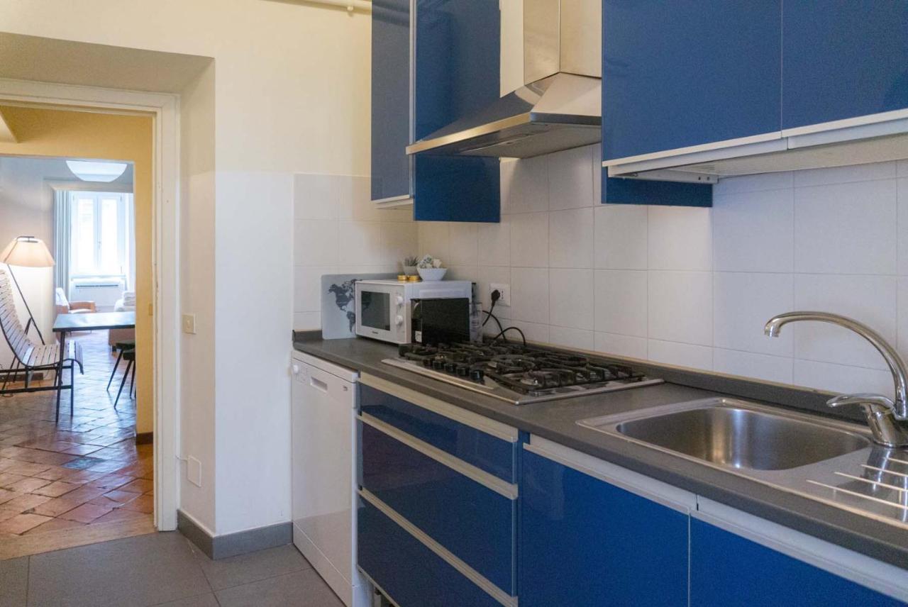 Piazza Navona Charming Apartment โรม ภายนอก รูปภาพ